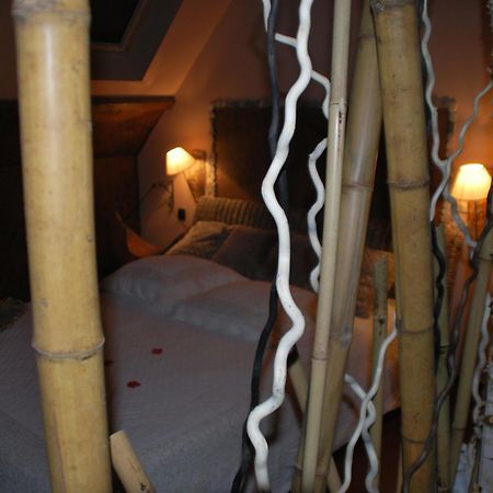 Chambres D Hotes ,Hotel ,Secret D'Une Nuit A Vicq Pres De Onnaing,Avec Piscine Quarto foto