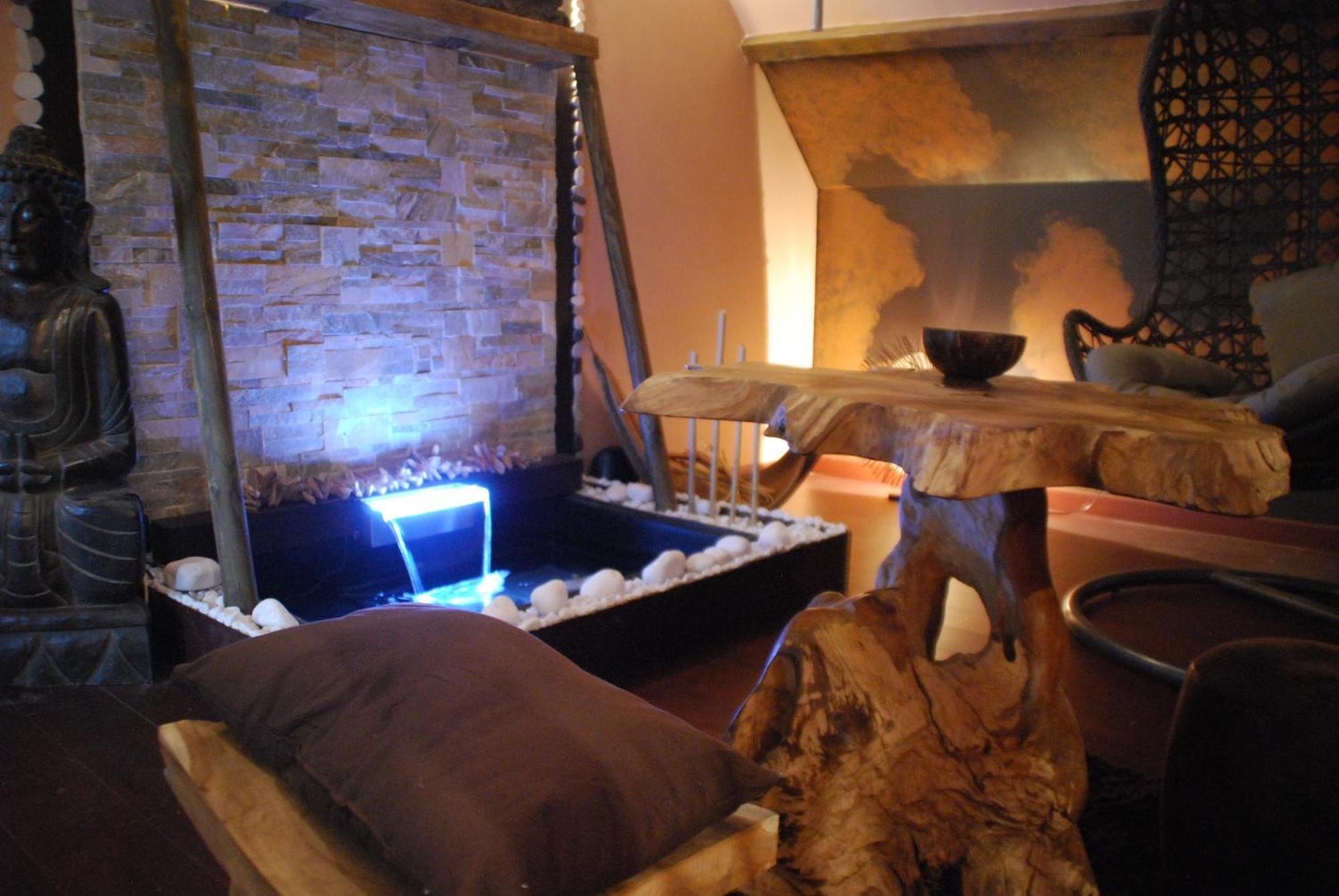 Chambres D Hotes ,Hotel ,Secret D'Une Nuit A Vicq Pres De Onnaing,Avec Piscine Quarto foto